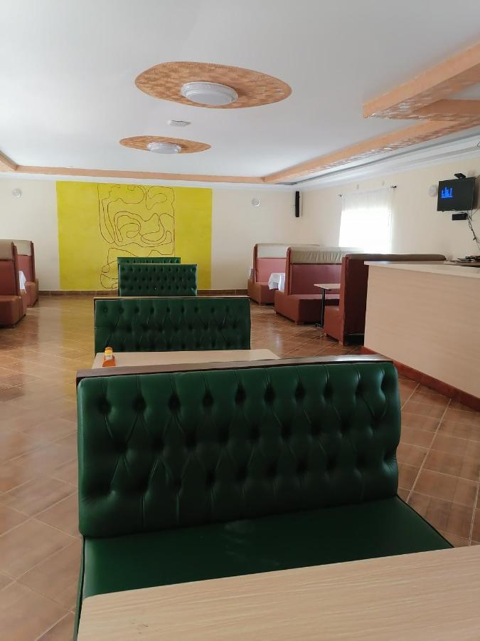 Easy Sleep Guesthouse Китале Экстерьер фото