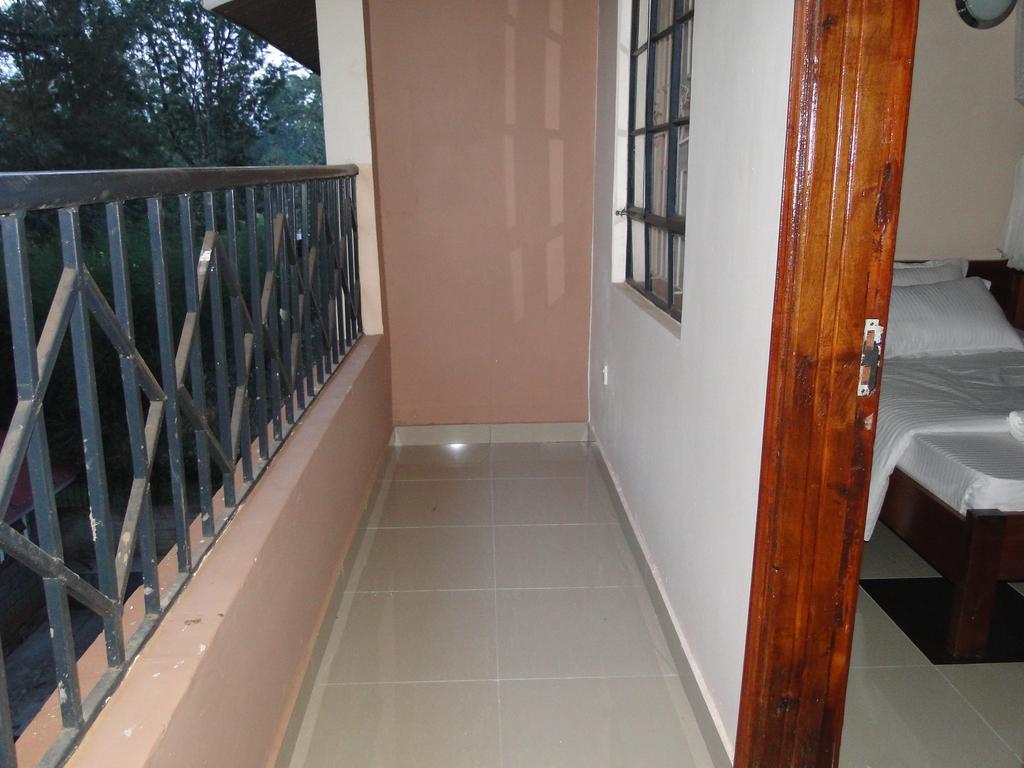 Easy Sleep Guesthouse Китале Экстерьер фото